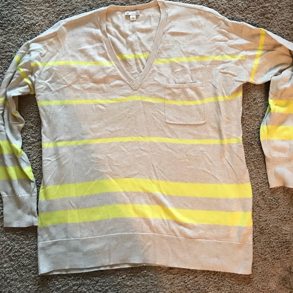 Gap sweater - Picture 1 of 3